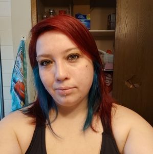 Meet your Posher, Jasmine